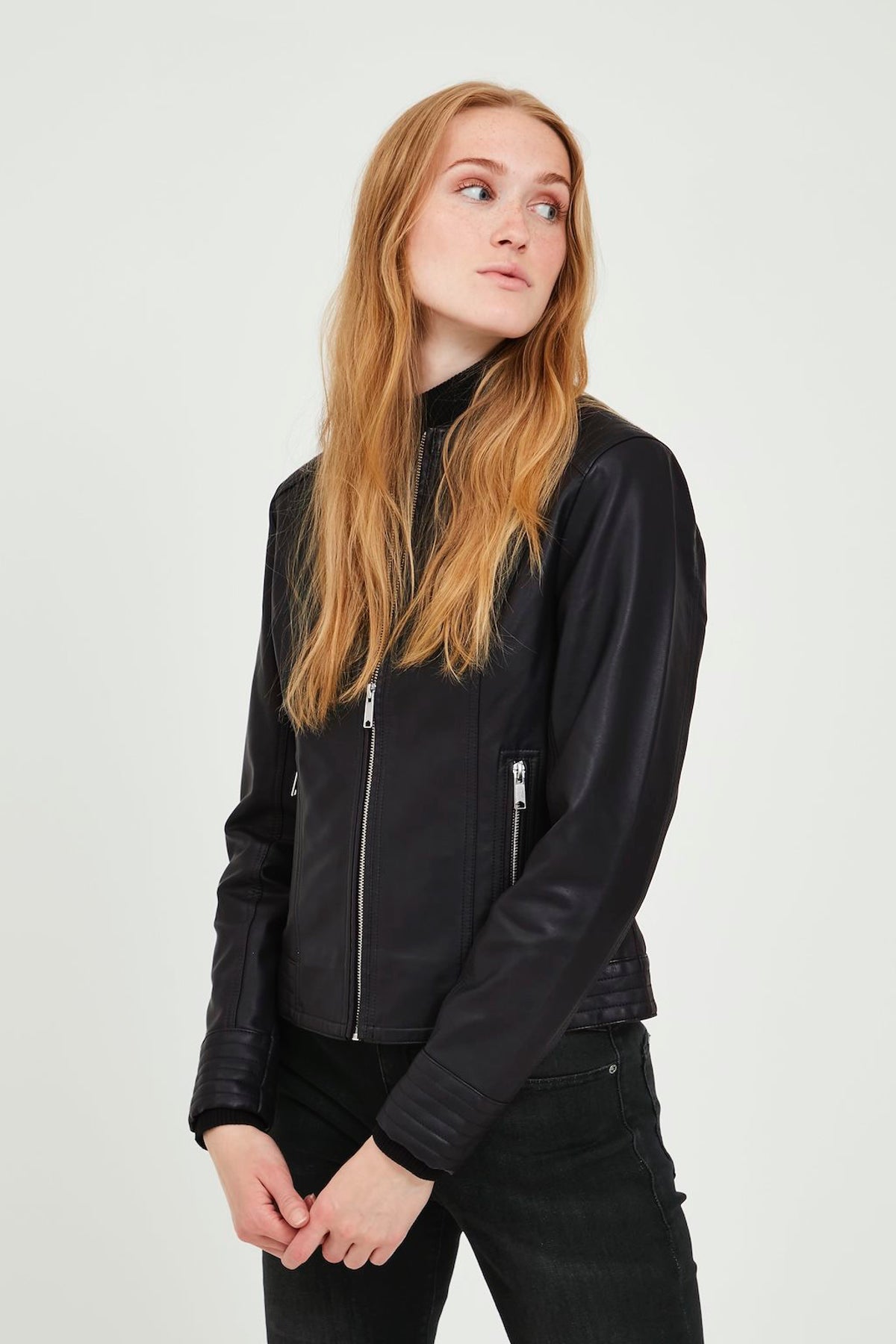 Acom jacket, black
