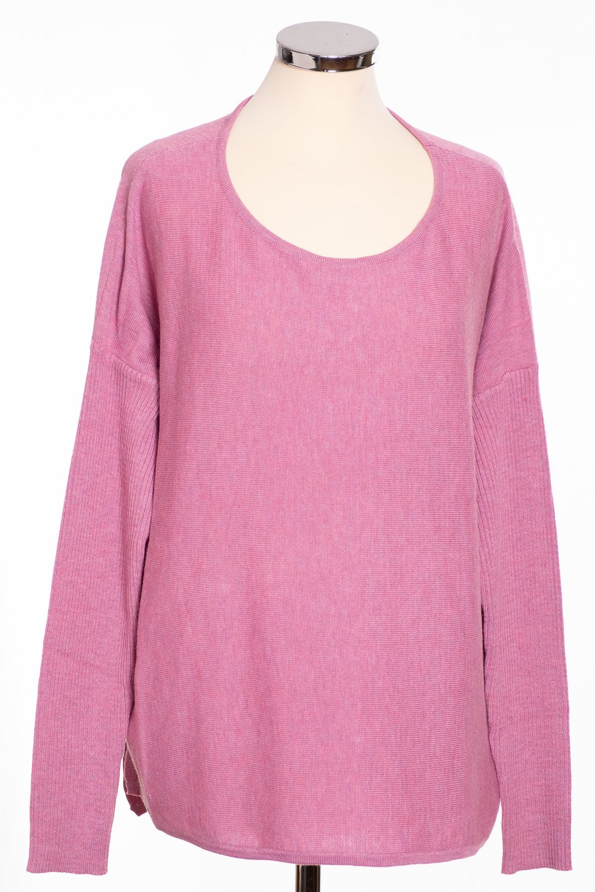 Ginger Toby bow back jumper, pink, front view