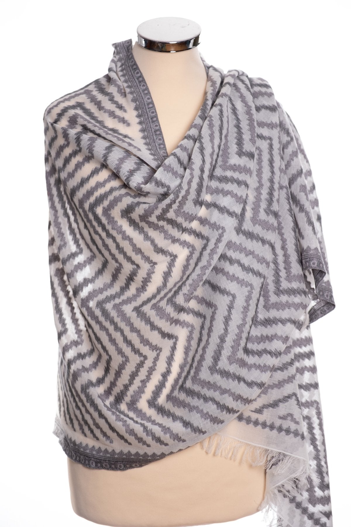 Kapre zig zag design scarf, grey, wrap view