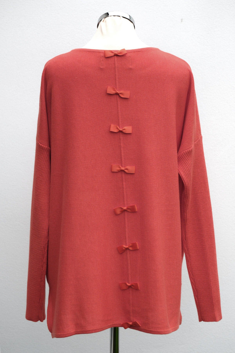 Bow back jumper, brick